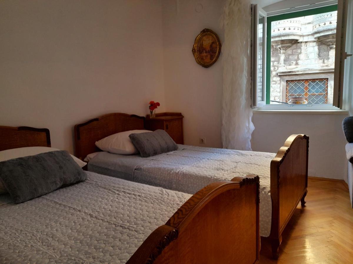 Two Bells Apartman Šibenik Kültér fotó